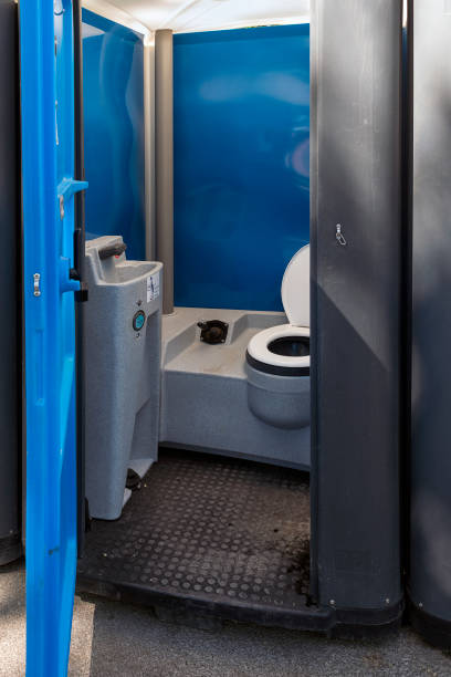 Best Porta potty rental near me  in Curtice, OH